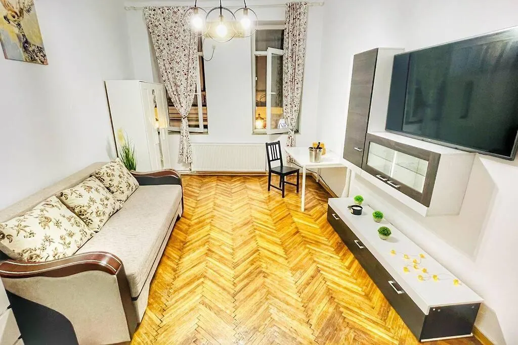 Luxury Studio With Hot Tub In The Old Town Apartment Bucharest