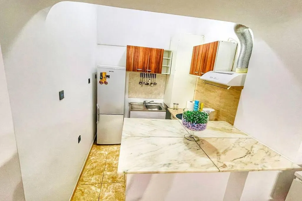 Luxury Studio With Hot Tub In The Old Town Apartment Bucharest Romania