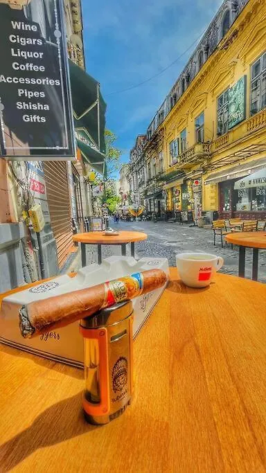 Luxury Studio With Hot Tub In The Old Town Apartment Bucharest Romania