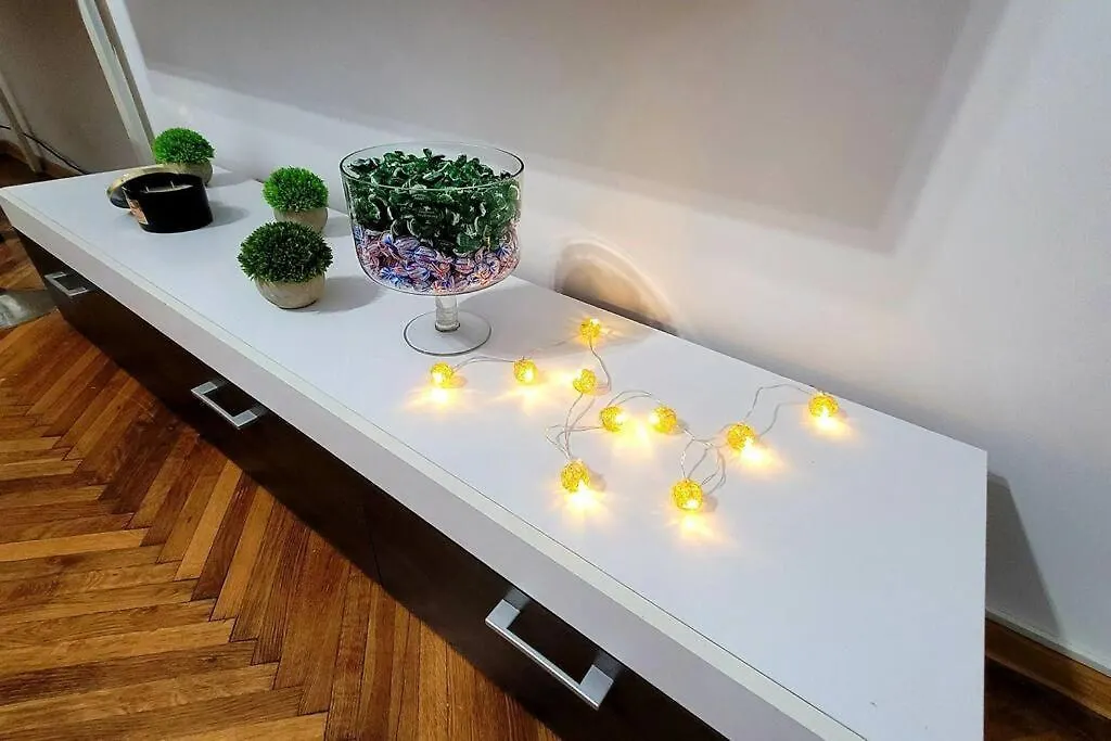 Luxury Studio With Hot Tub In The Old Town Apartment Bucharest